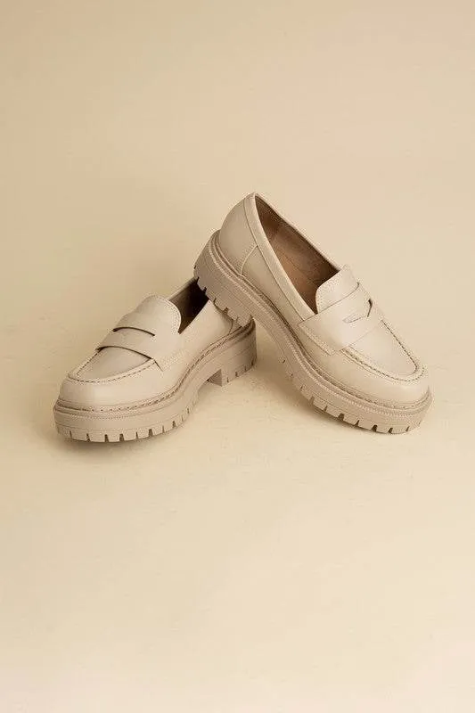 Fortune Dynamic Eureka Classic Sleek Design Loafers