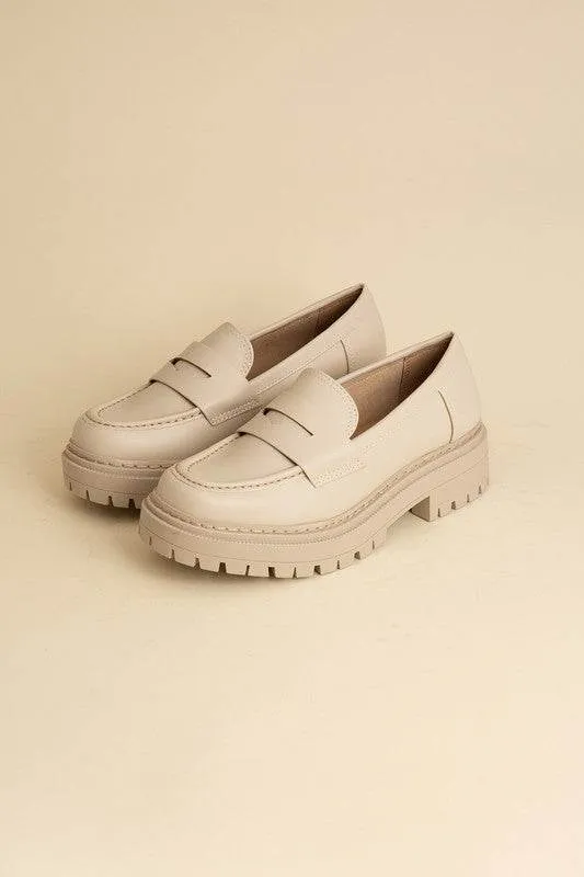 Fortune Dynamic Eureka Classic Sleek Design Loafers