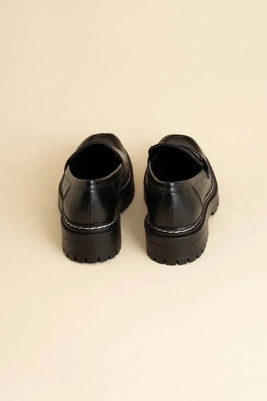 Fortune Dynamic Eureka Classic Sleek Design Loafers