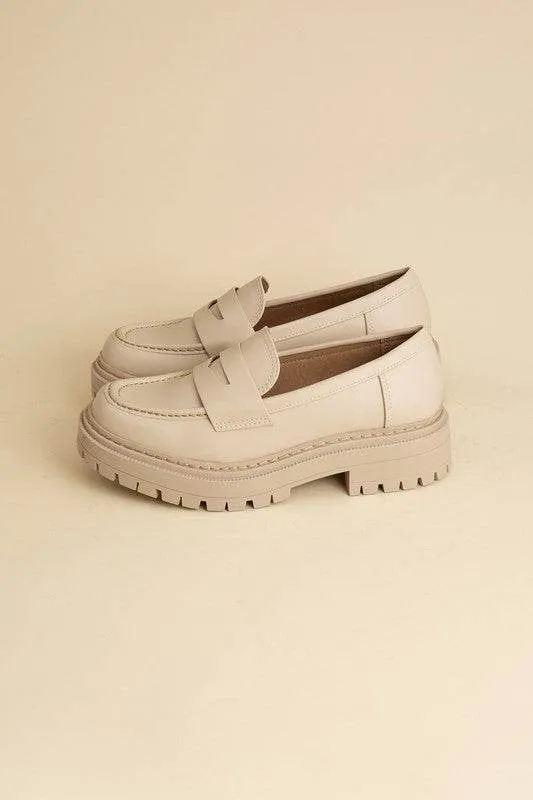 Fortune Dynamic Eureka Classic Sleek Design Loafers