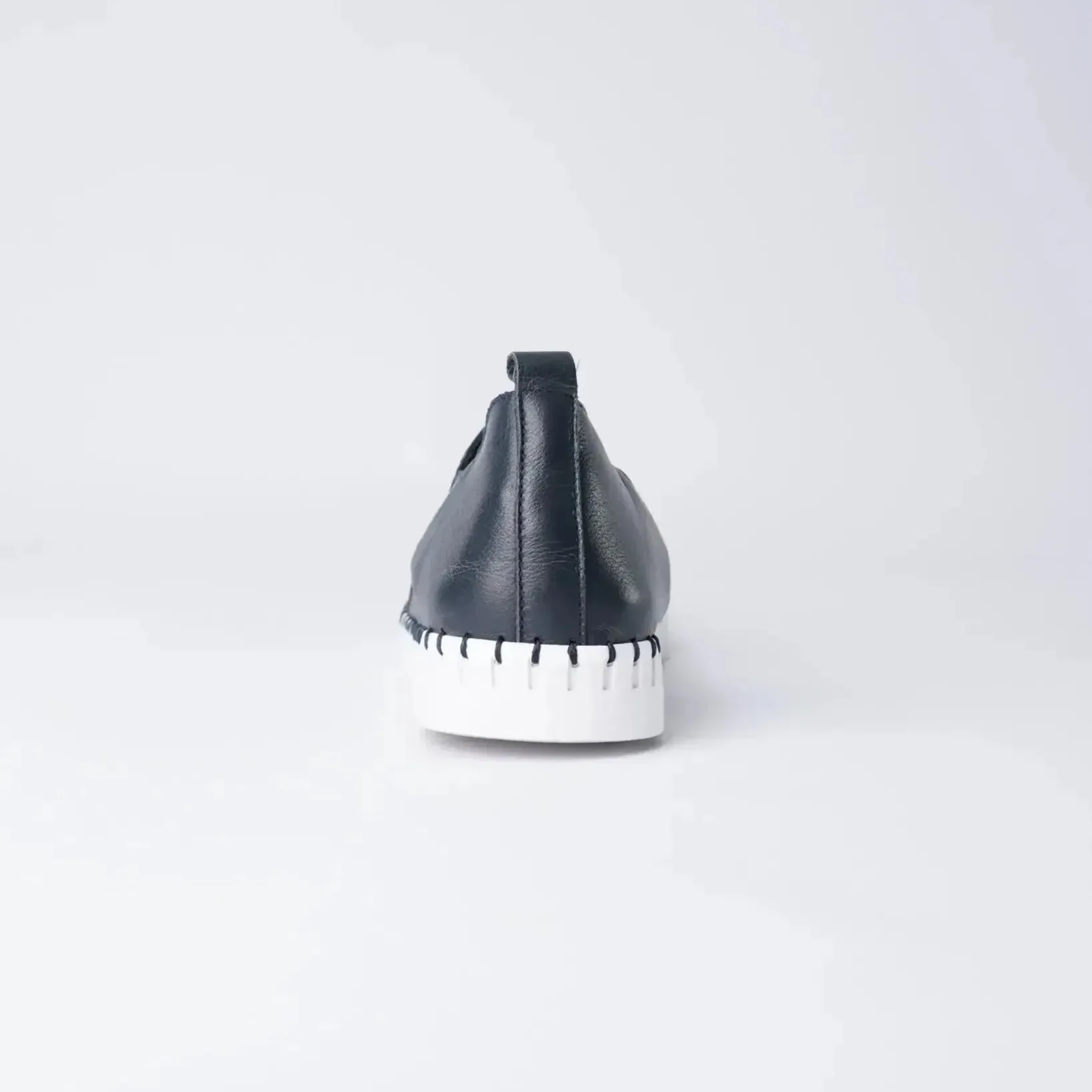 Habiki Navy/ White Leather Sneakers