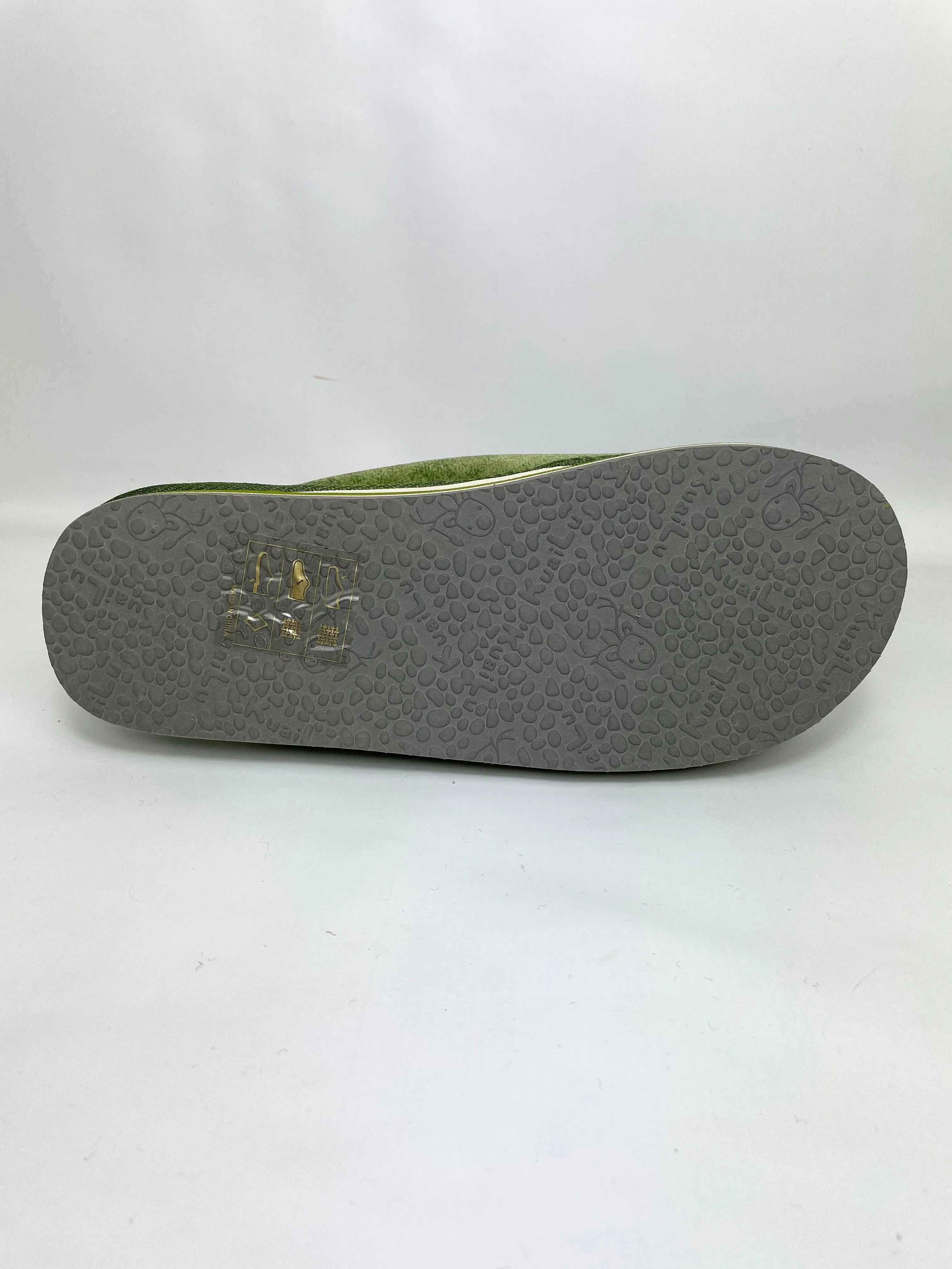 KuaiLu Women's Fuzzy Slippers in Green