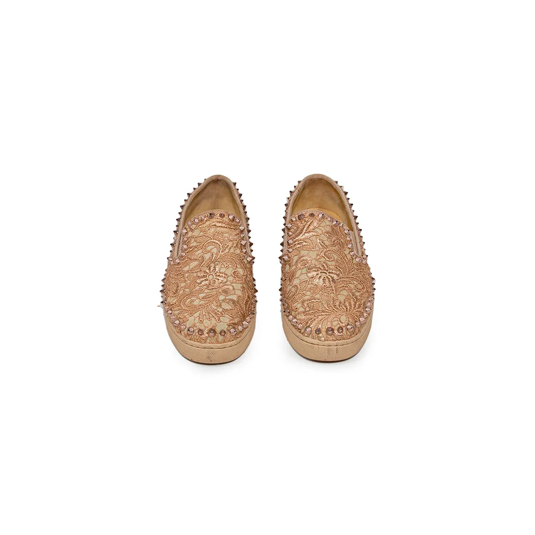 LACE SLIP ON