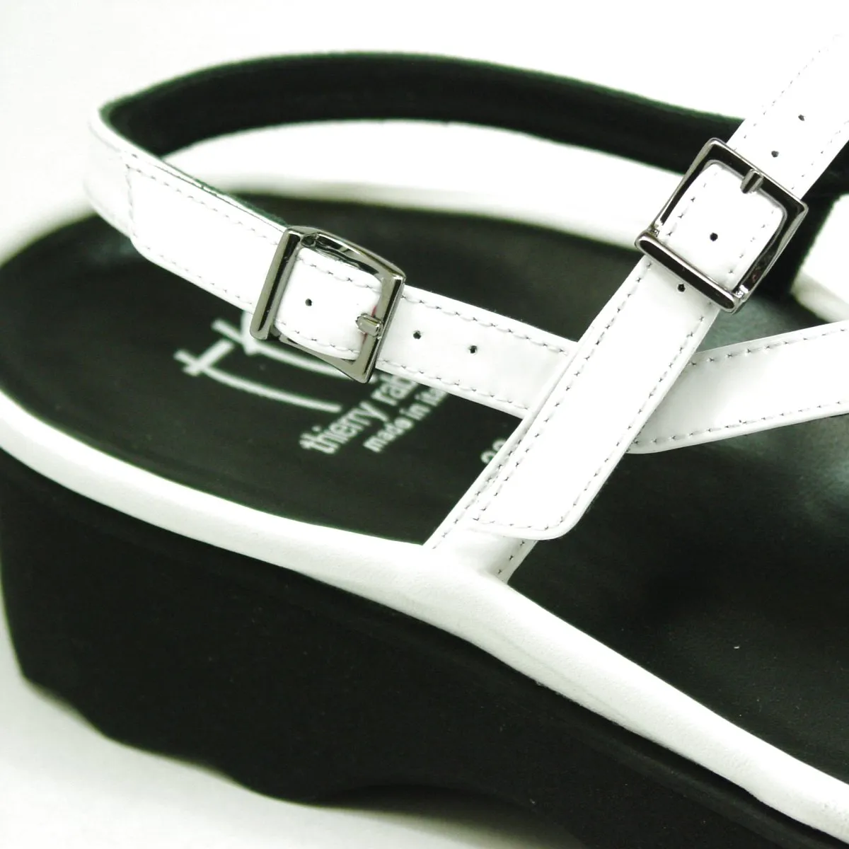 Wave - White Patent